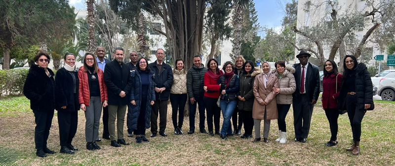 « Photo de groupe des participants aux ateliers de mise en place des stratégies de mise en œuvre des travaux de recherche et formation du consortium » - copyright : Unité spécialisée Communication Science et société (UniSS) de l’Institut Pasteur de Tunis