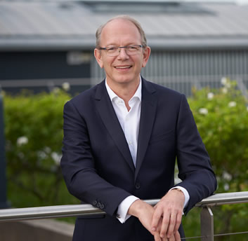 Le portrait de Thierry Hulot « Président du Leem » (©Merck) 