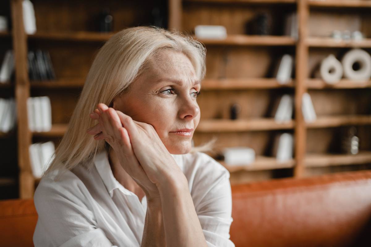 La ménopause, une période significative dans la vie des femmes avec des symptômes qui perturbent le quotidien – quelles approches naturelles pour faire une transition en douceur ? 